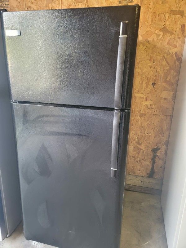 BLACK REFRIGERATOR