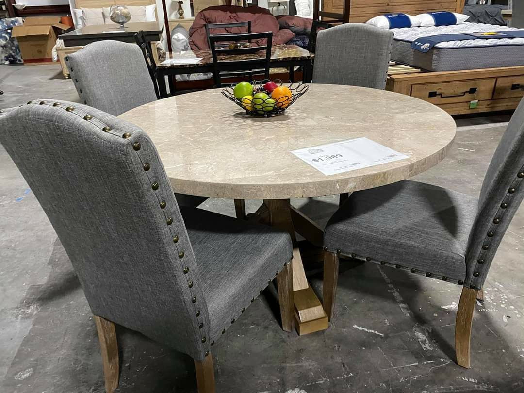 Vesper Brown/Gray Marble Round Dining Set for Sale in Austin, TX OfferUp
