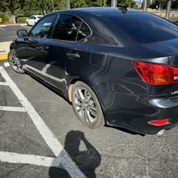 Lexus Is(contact info removed)