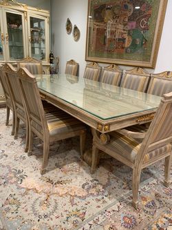 High quality, 10 person dining room table from Spain High quality, 10 person dining room table from Spain
