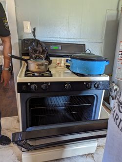 General Electric Stove 