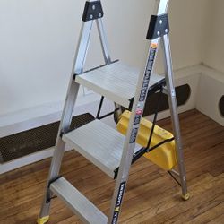 Gorilla Ladder 4.5 Ft