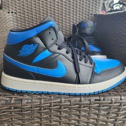 Nike Air Jordan 1 Mid Royal Blue