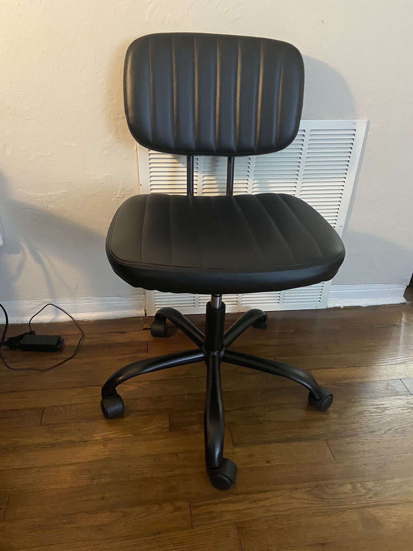 Armless Desk Chair - Black