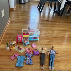 Barbie set for babies Barbie can Barbie clothes, luggage backpacks, food, and much more