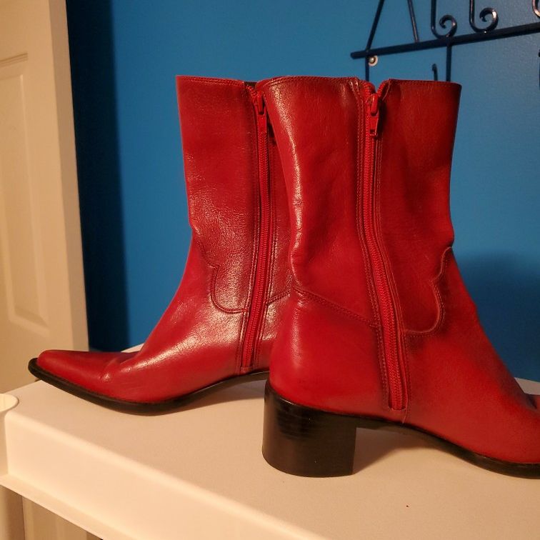 Etienne Aigner Ladies Boots Size 7