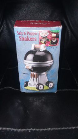 (NEW NEVER USED) 2-IN-1 BBQ GRILL SALT AND PEPPER SHAKERS, $12 OR BEST OFFER