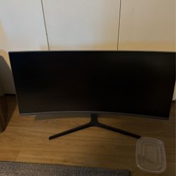 Samsung 34” 4K Curved Monitor