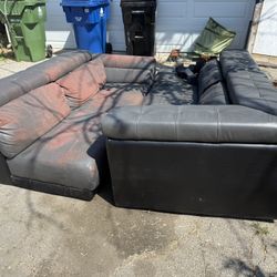 Free Old L Shaped Couch