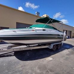 2004 28 FourWinns Deck Boat bowrider boat 