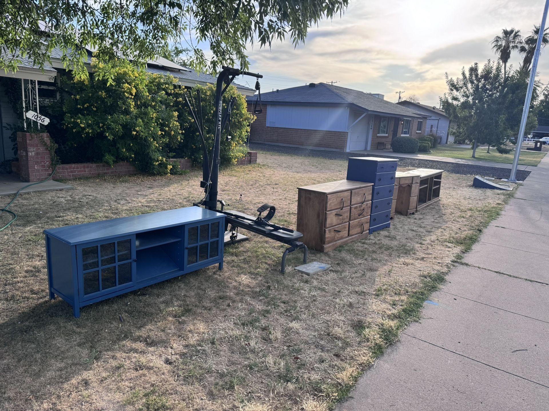 Furniture Yard Sale!!