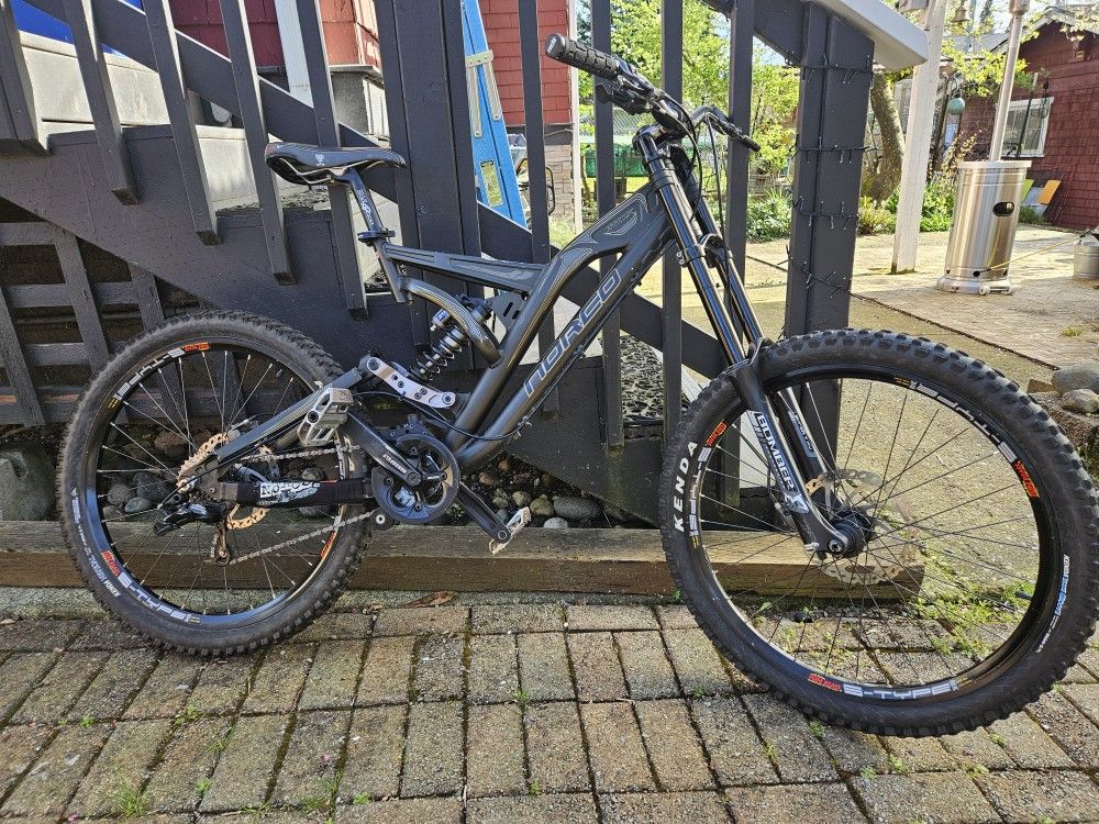 Norco Atomik Downhill Bike