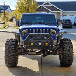 2018 Jeep Wrangler Bumper + Winch