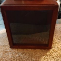 BASEBALL HOLDER 