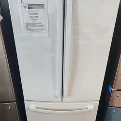 18.6 cu.ft Counter Depth French Door Refrigerator in White