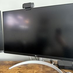 Two 27” LG 4K Monitors 