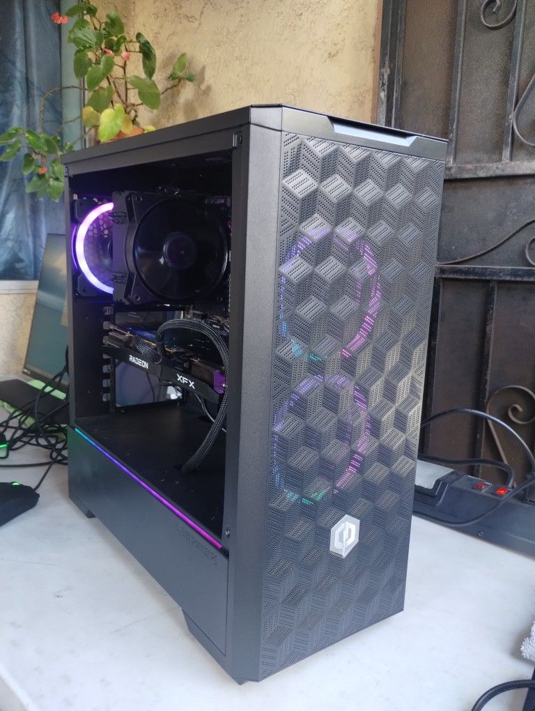 Ryzen 5 5600X Gaming PC With RX 6700 10GB