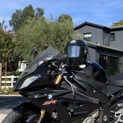 AGV PISTA GP RR HELMET- GLOSSY CARBON SIZE M/L