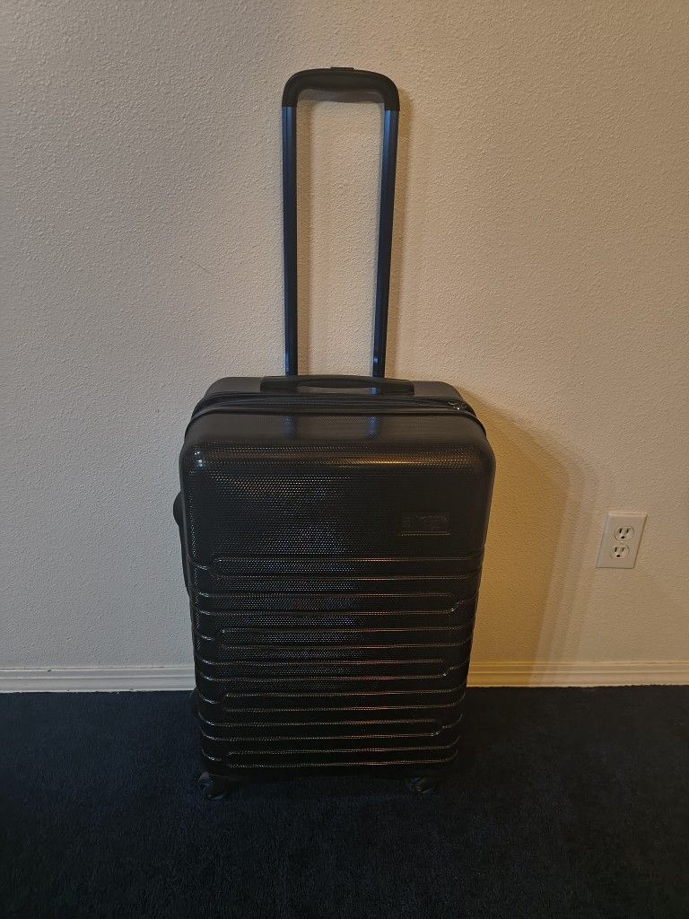 Penguin Suitcase