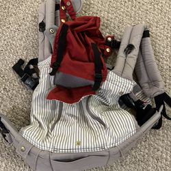 Lillebaby Complete All Seasons Ergonomic 6-in-1 Baby Carrier 
