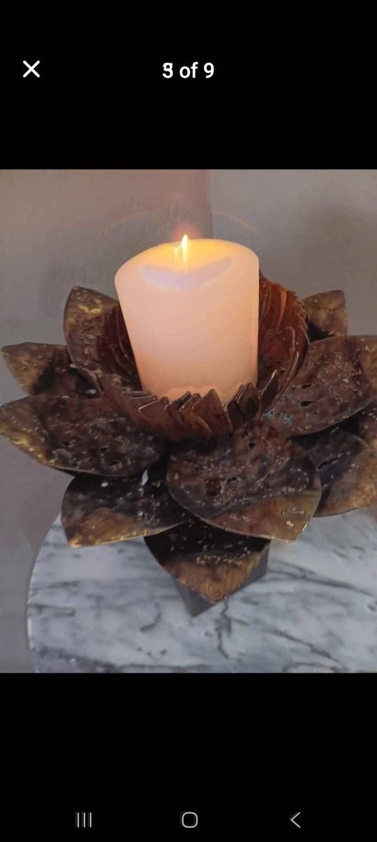 Z Gallerie Water Lily Metal Sculpture Candle Holder/ Candle NOT Inc
12 1/2" Tall 10 1/2" Wide Candle