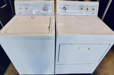 Kenmore Washer And Gas Dryer set 