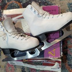 Girls Youth Kids Tricot Lined Ice Skates Pair Size 12