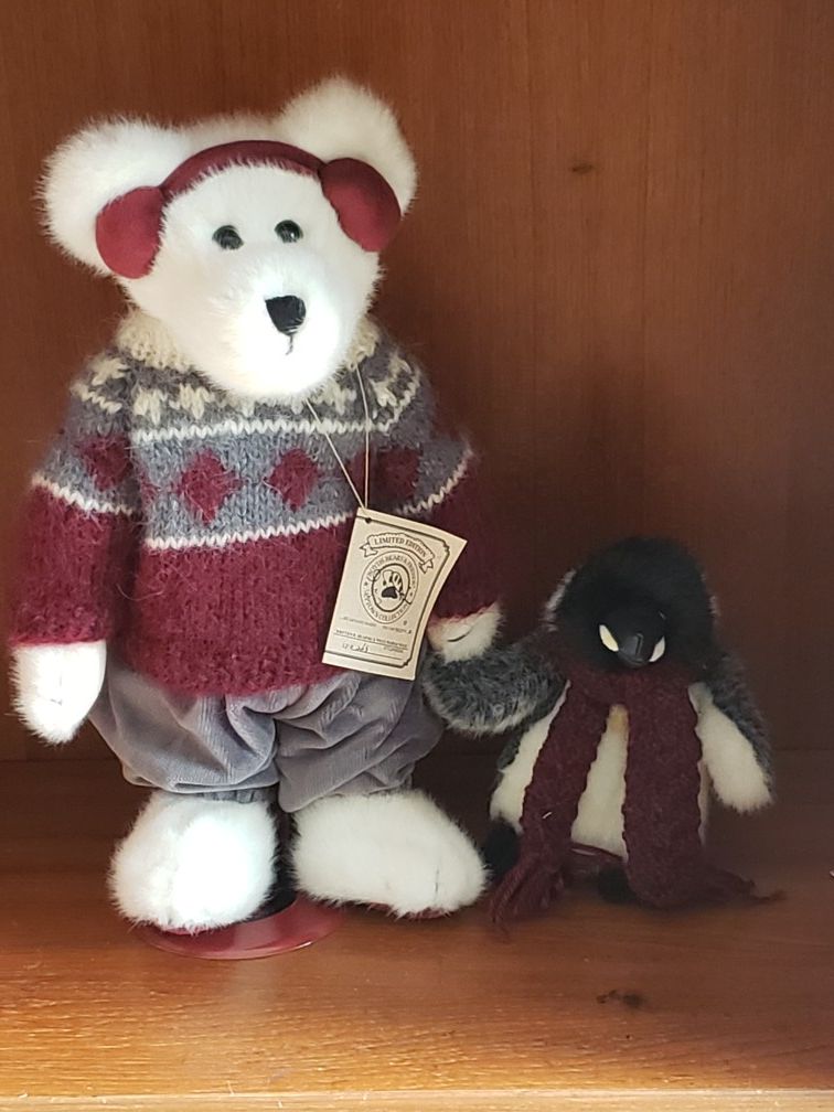 Boyd's Bear @ Friend