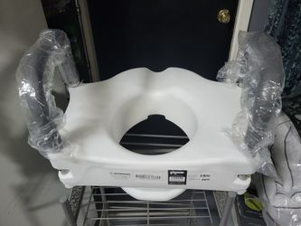 New Toilet Seat Raiser