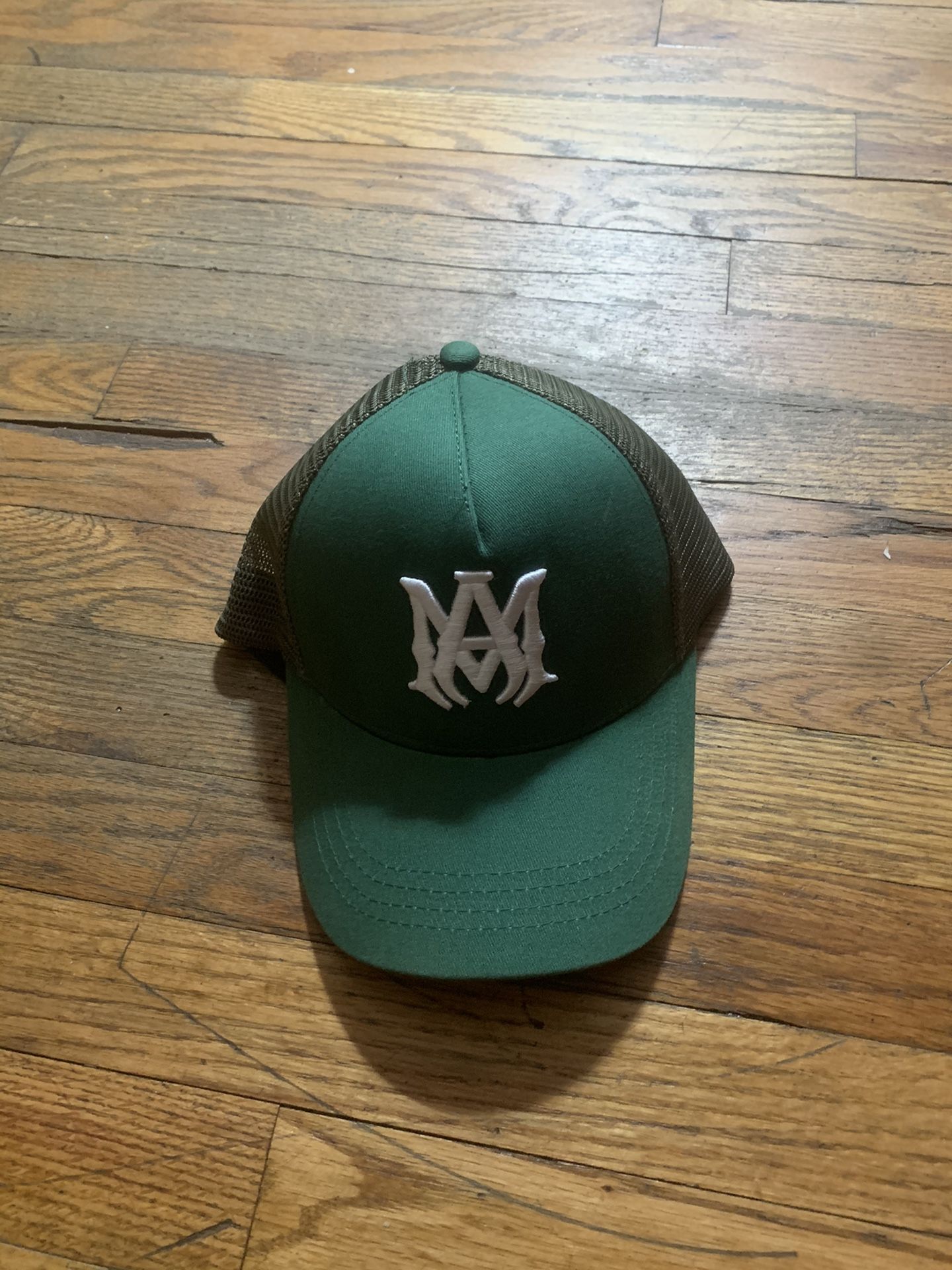 Amiri Hat