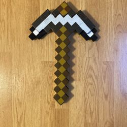 Minecraft 2-in-1 Pick Axe  Sword