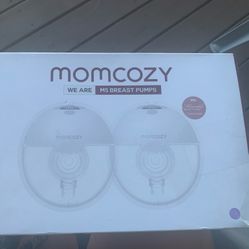 Mom Cozy M5 Wearable Nursing Pump