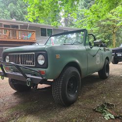 1973 Jeep Grand Wagoneer