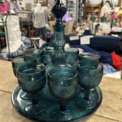 Vintage Decanter Set
