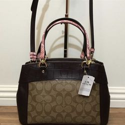 Coach Purse Signature Logo