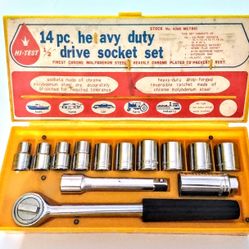 14 PCS 1/2  Ratchet Socket Set. Made in japan