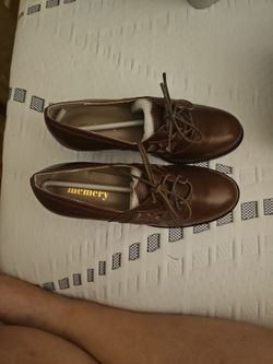 Memery Women's Vintage Inspired Shoes In Emily Heel Style Brown Nougat Size 38 Brand New