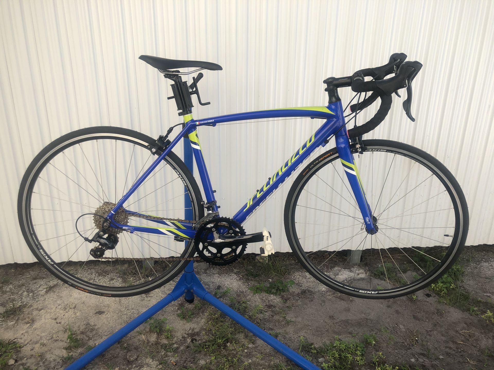 2016 Specialized Allez E5 Sport Road Bike