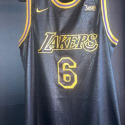 🚨🚨🚨NBA, NFL,MLB,NHL Jerseys 3 for $100  🚨🚨Single Jerseys $40 