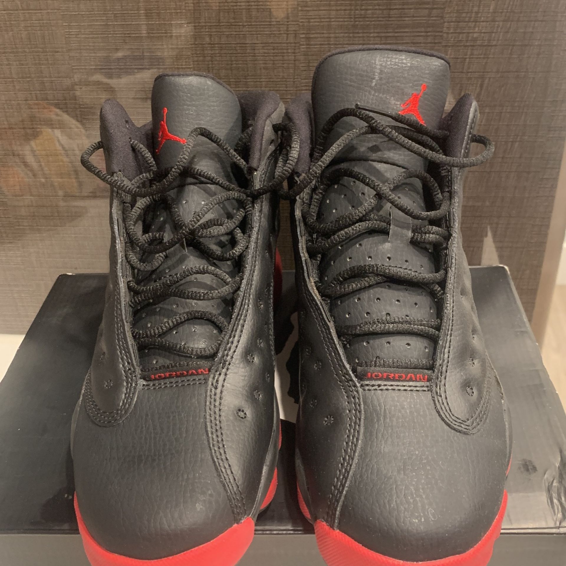 Air Jordan 13 Retro Red Size 7Y