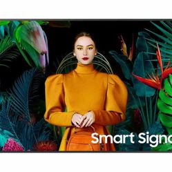 Samsung QMC 55" Smart 4K UHD Business Display - Stunning Visuals!
