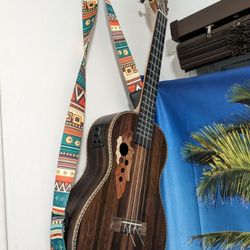 Electric 30 Inch  Baritone Ukulele 