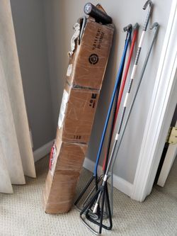 Dock plate hooks