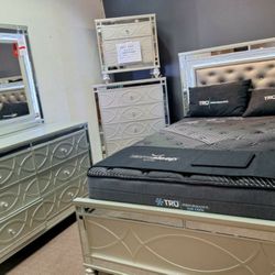 Silver Gunnison Queen LED Panel Bed $10 down 100 days