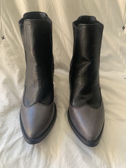 Ladies Boots