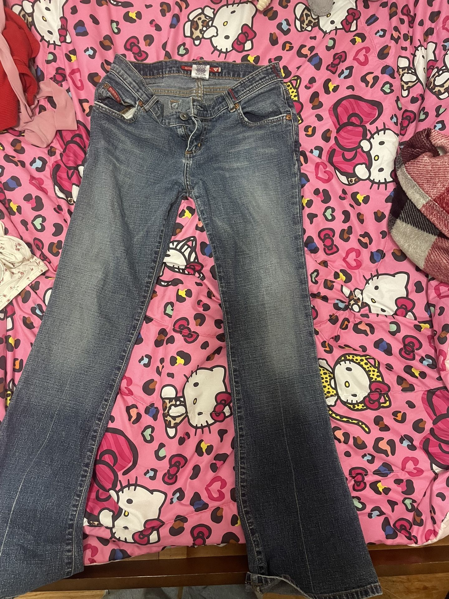 GUESS low rise jeans