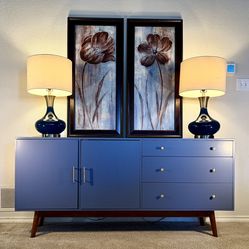 🔆🔆BEAUTIFUL AND ELEGANT BKUE MCM dresser/buffet/sideboard/credenza/tv stand/dining server/chest