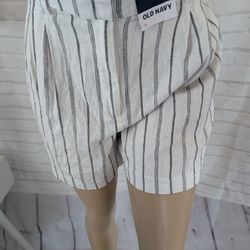 New Old Navy Shorts Size L