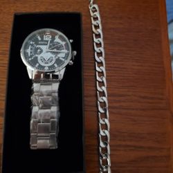 GENEVA MATCHING MENS WATCH SET  WATCH& BRACELET NEW IN BOX  INSIDE DOWELS ARE FOR SHOW ONLY