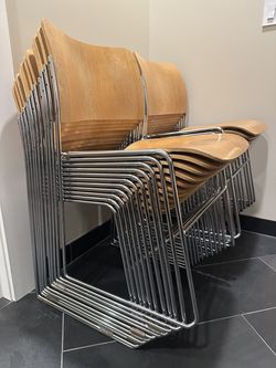 David Rowland 40/4 Chairs (Quantity: 23)
